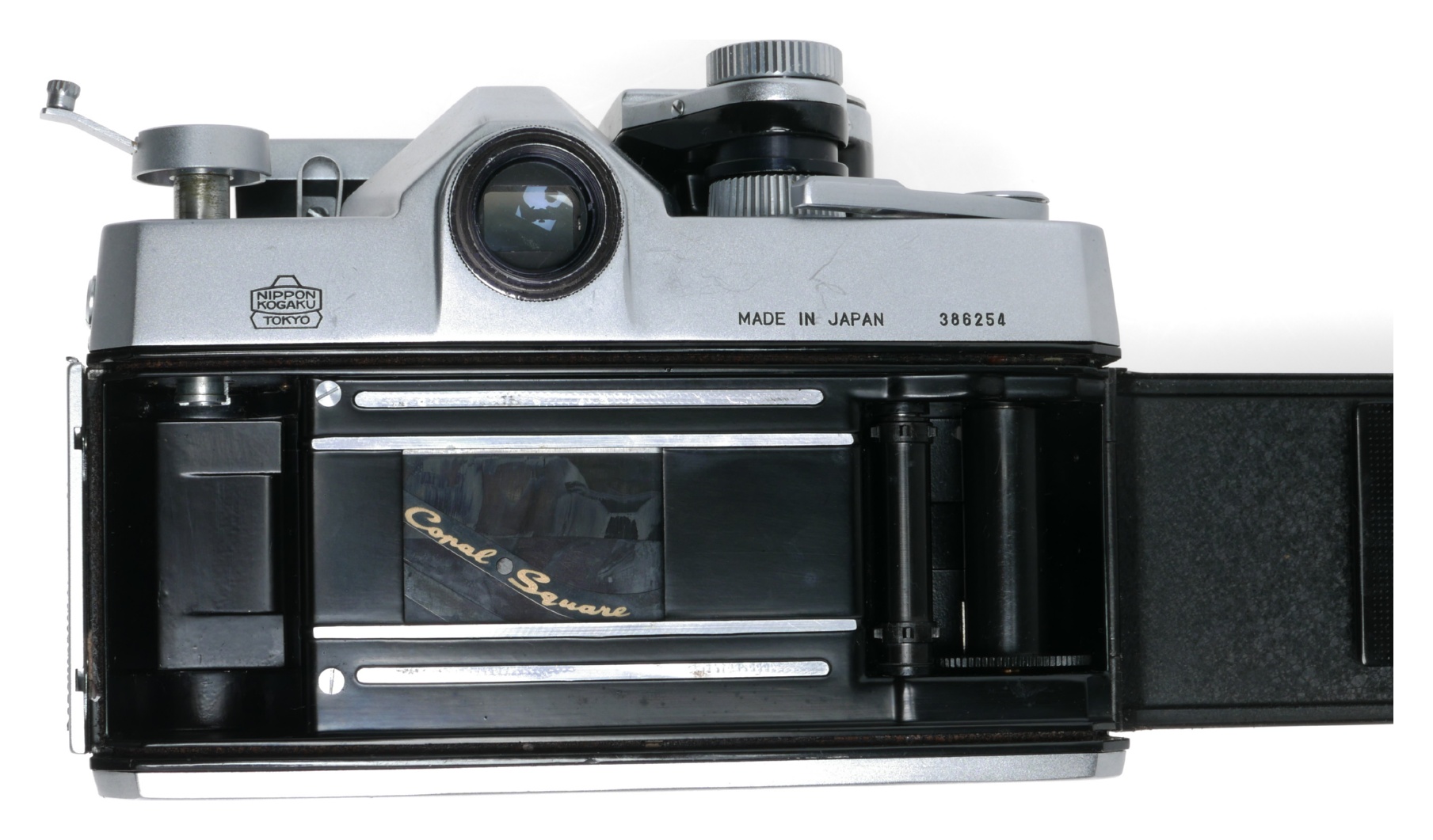 コクサイ NEW 44MAGNUM カタログ+Nikon FE フィルムカメラ Nikon FEを徹底解説。作例からおすすめレンズまで | ONE SCENE